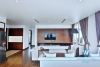 An elegant apartment on top floor for rent on Tu Hoa street